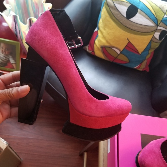 dv8 - Picture 3 of 5